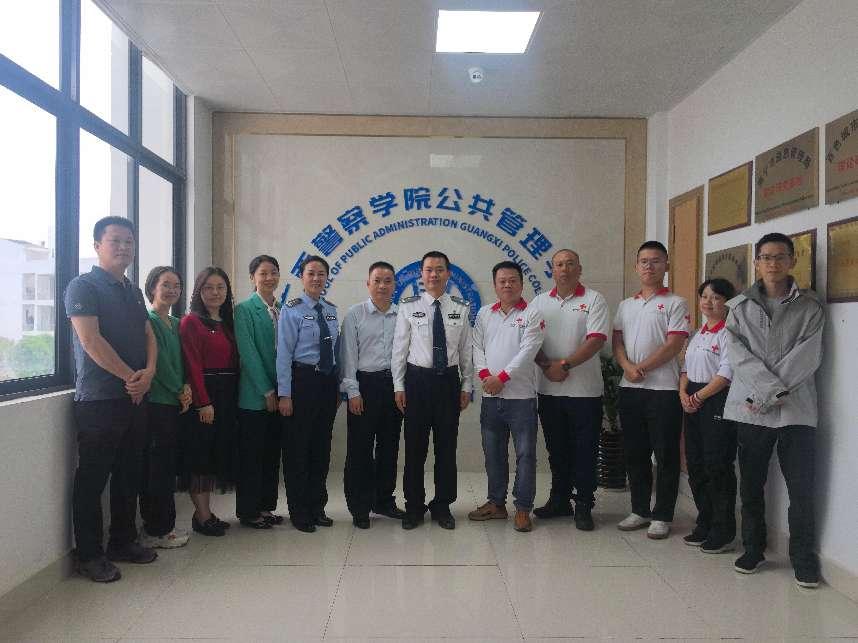 d30576bcad3b47c785cd05a2c4bc1a06.jpg