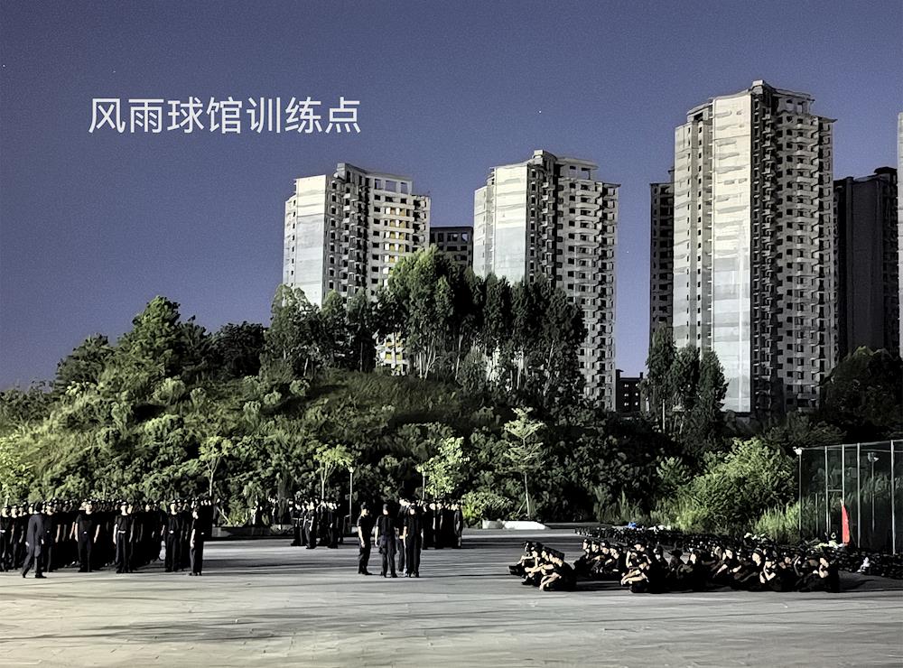 1ce5d907615143fab7f9ff5f92e4efce.jpg
