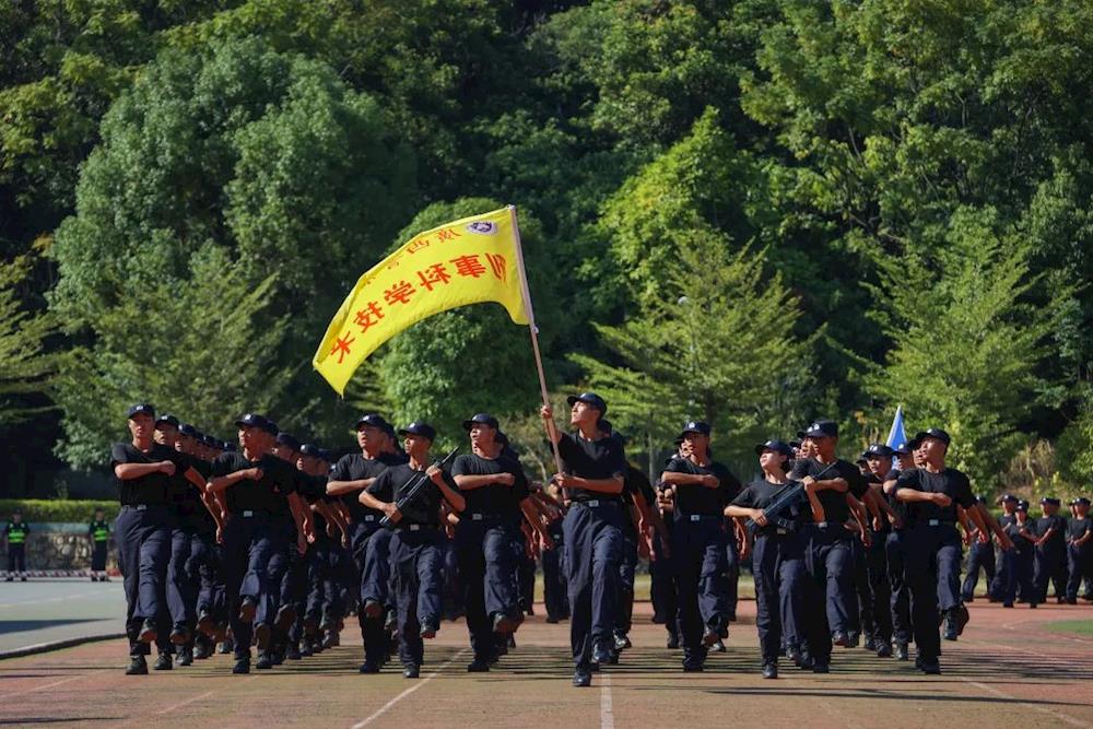 ff52eb5dc4f34e56a8dba5d4d91d54dc.jpg