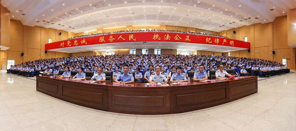 33e9453aff7842308cc6292428723ee0.jpg
