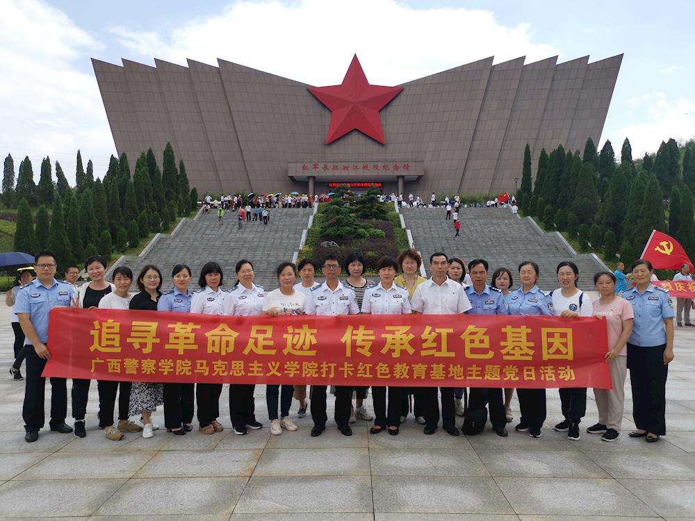 c1be8de8065349f686b71ca17d494de1.jpg