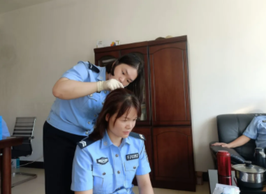 af0ebcc7f3574288a3376aaf69891f3d.png