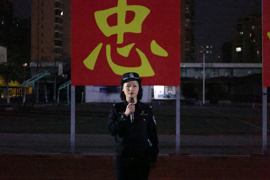 09fea815bcda40d2946910e63fad5802.png