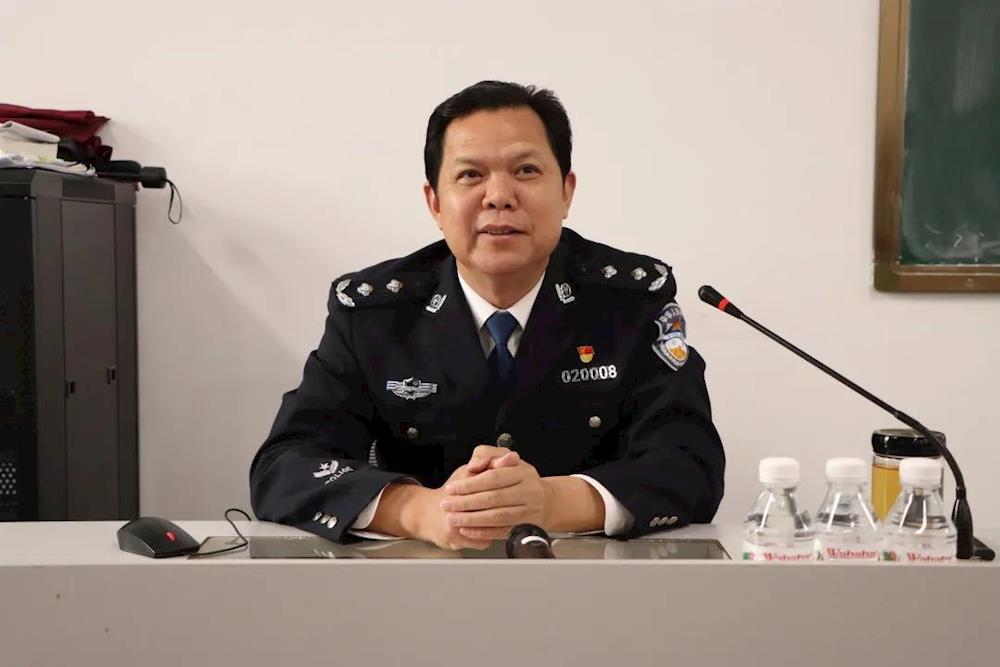 acec3a94213846eabce7e177bfa424e7.jpg