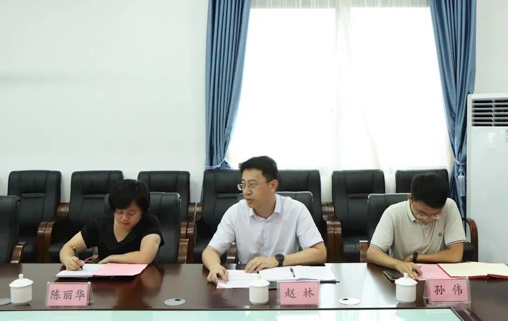 a6f190c1bbd84c428b2b8217224ed3f5.jpg