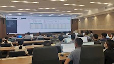 学校召开收费软件操作培训会