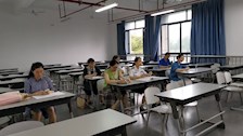 大学外语部党支部开展党史学习教育宣讲会活动