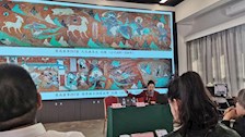 beat365官方网站师生走进广西书画院聆听敦煌艺术讲座