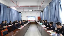 自治区公安厅党委委员、政治部主任朱亚明到beat365官网检查指导思政教育工作
