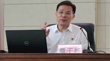 覃干超为警衔晋升培训班作专题讲座