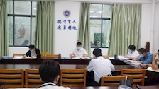 图书馆开展学习贯彻党的二十大精神党日活动