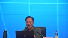 何贵初教授为beat365官网仙葫校区新生开展心理适应专题讲座
