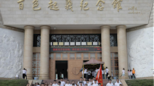 beat365官网受奖助学生代表参加2025年“行红色足迹 筑青春梦想”资助育人研学活动
