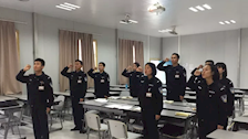刑技系党员小组开展深入学习党的十九大精神会议