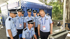 信仰为矛 使命为剑 背负万千 砥砺前行