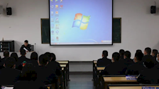 我院学子积极协助仙葫派出所民警进行疫情核查工作