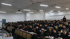 刑事科学技术学院开展学生党支部组织生活会