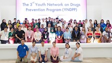 beat365官方网站学生交流代表团参加泰国青少年毒品预防教育交流项目 